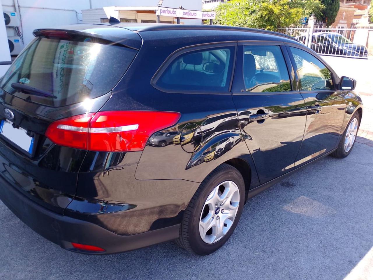 FORD Focus 1.5 TDCi 120 CV Start&Stop SW Plus - 6
