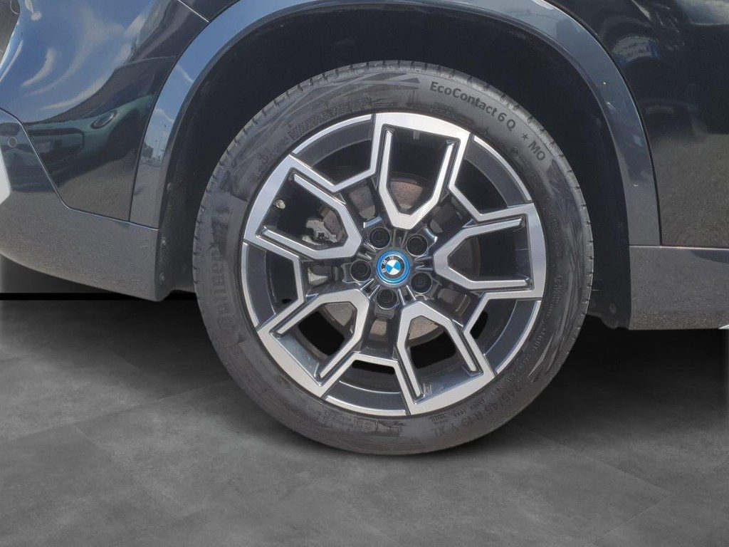 BMW iX1 xDrive 30 xLine - 5