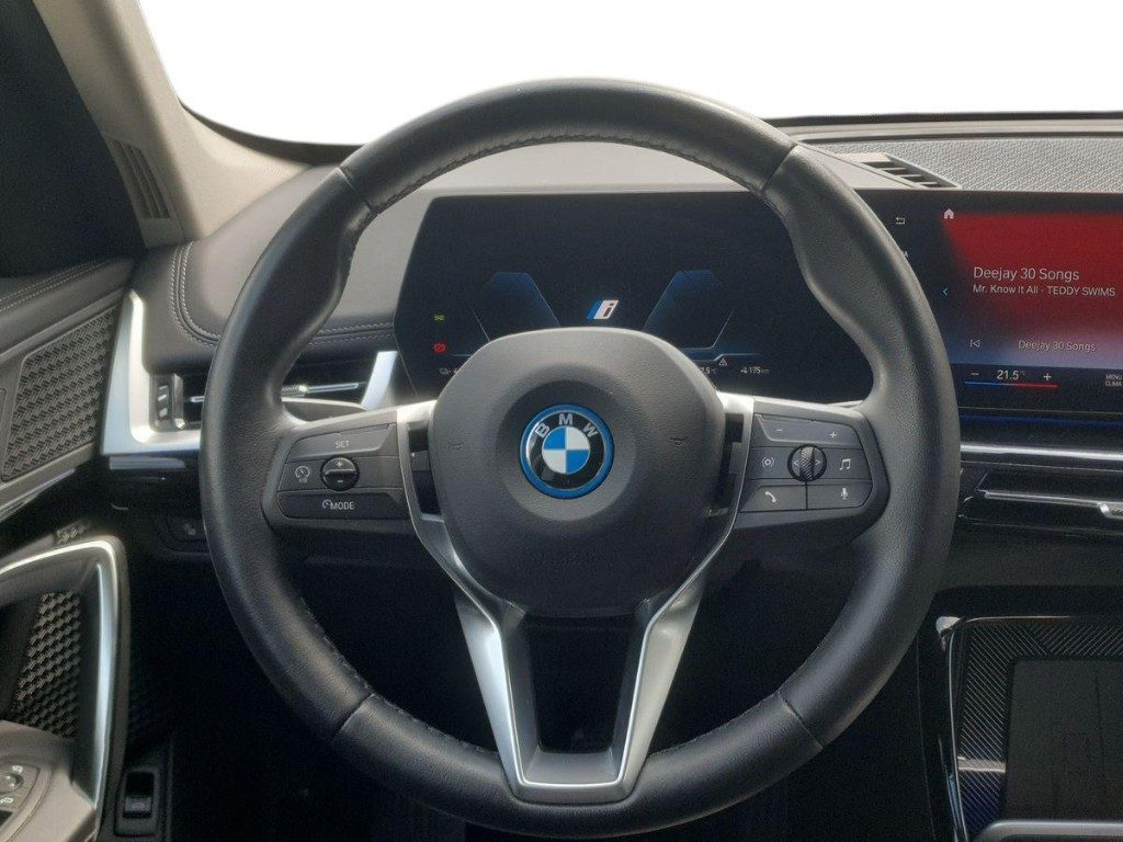 BMW iX1 xDrive 30 xLine - 13