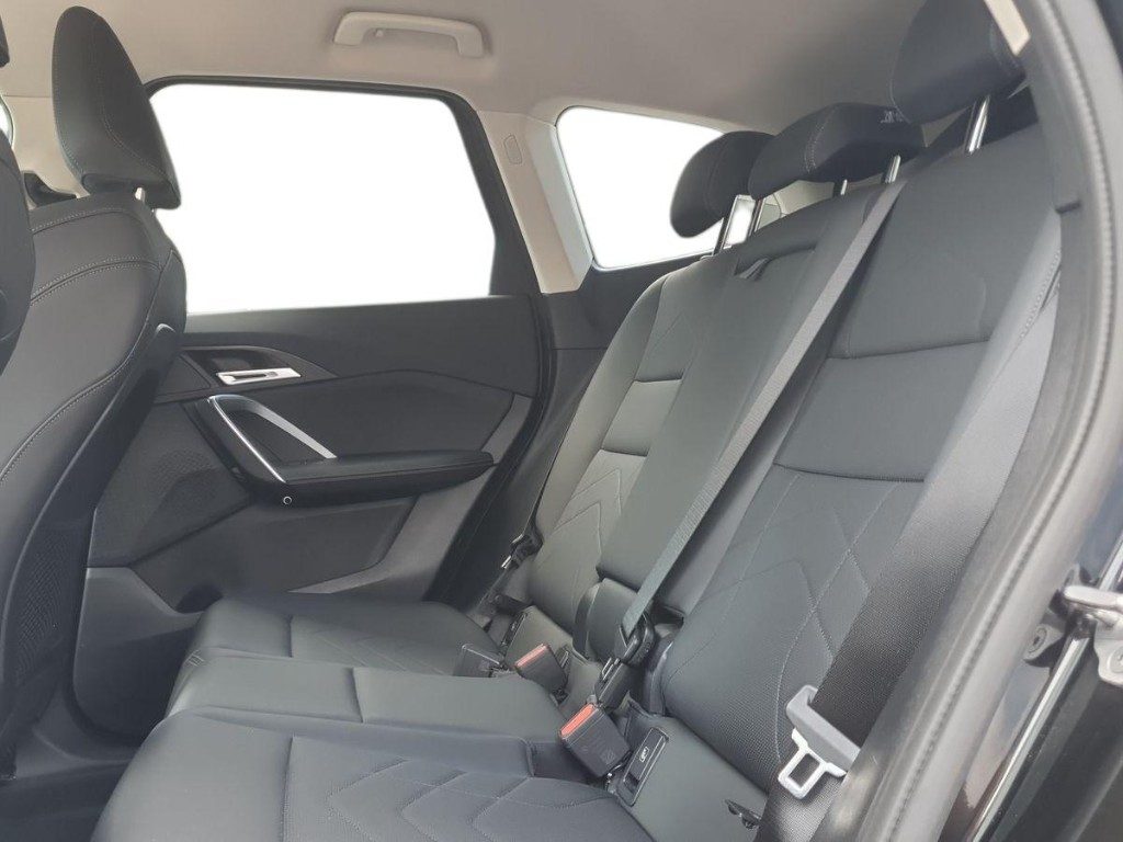 BMW iX1 xDrive 30 xLine - 10