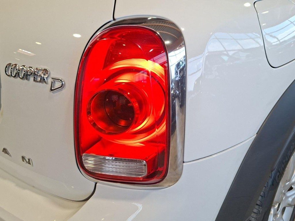 MINI Countryman 2.0 Cooper D Business Countryman Aut. - 7