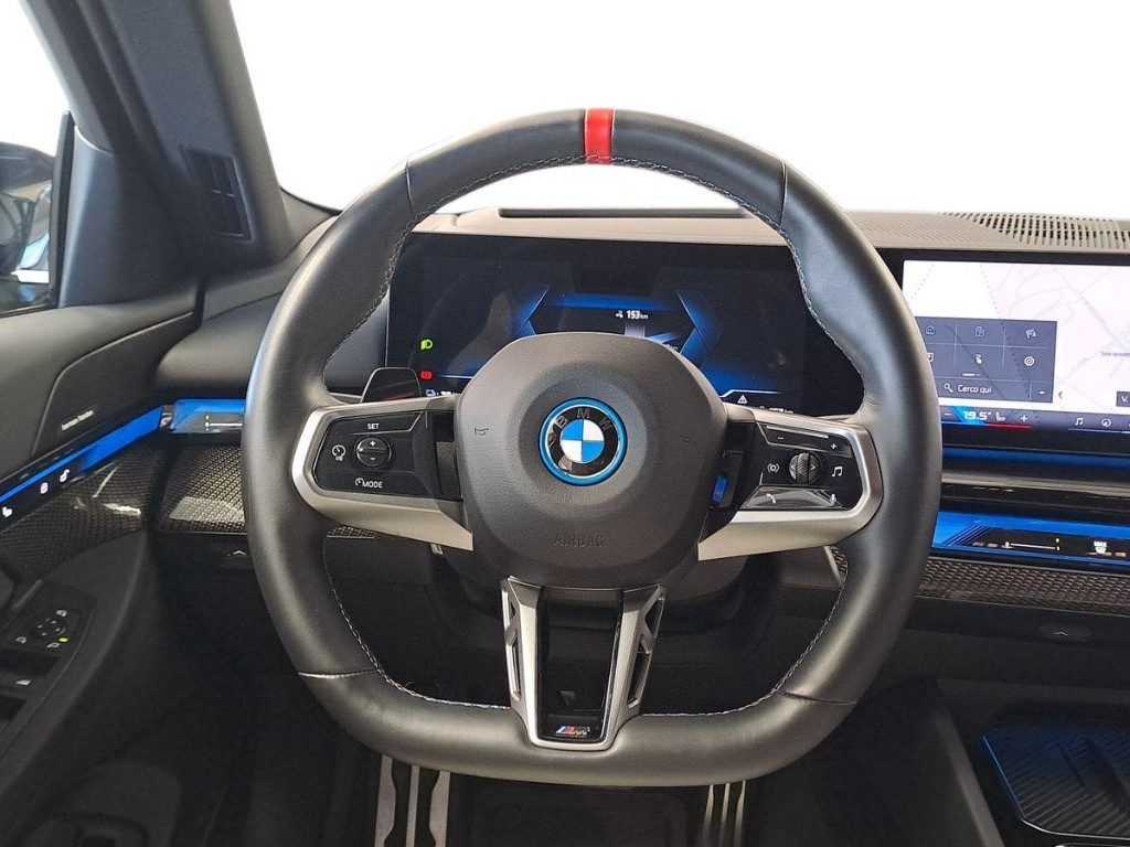BMW i5 M60 Msport Pro + Tetto Panorama - 14