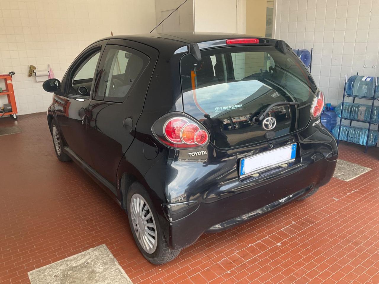 TOYOTA Aygo 1.0 12V VVT-i 5 porte Now - 4
