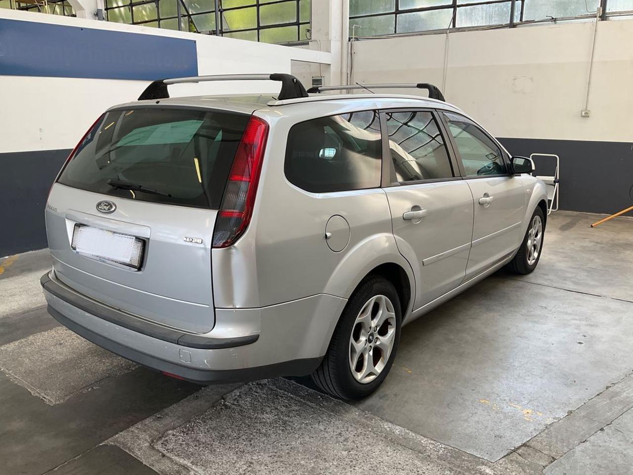FORD Focus + 1.6 TDCi (90CV) SW - 5