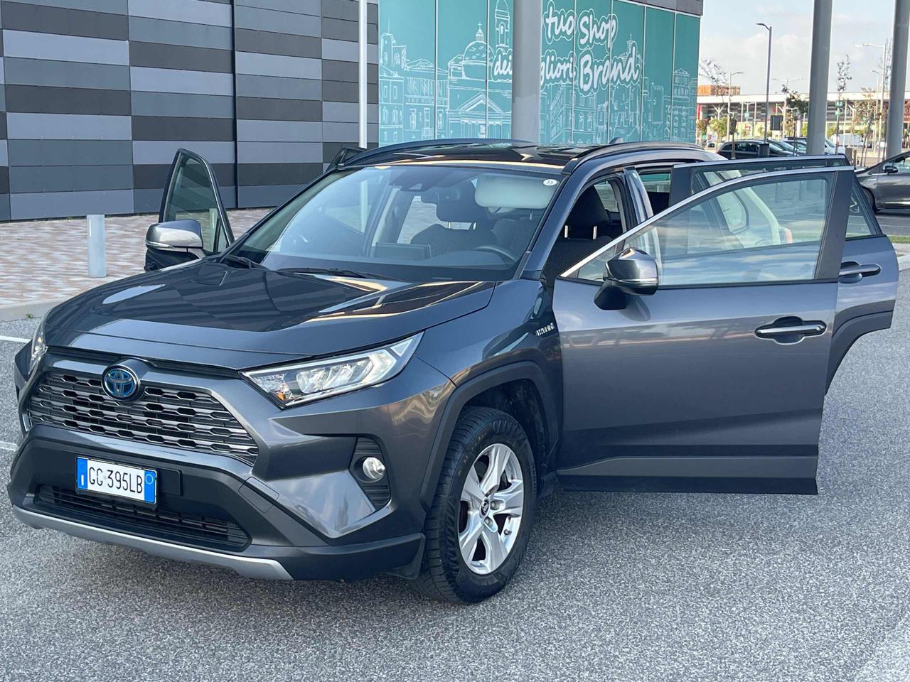 TOYOTA RAV 4 MY23 RAV4 2.5 HV (218CV) E-CVT 2WD Dynamic - 3
