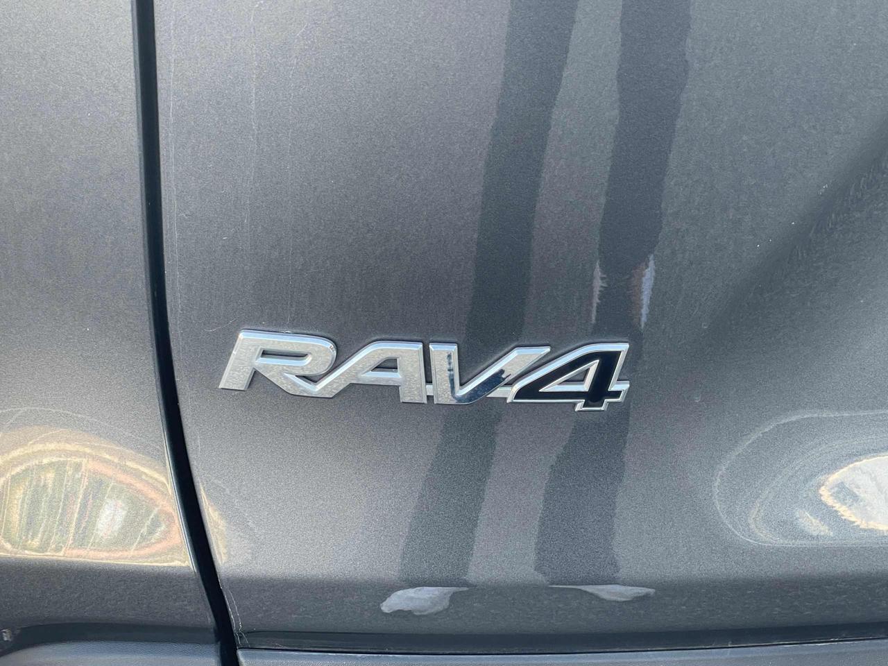 TOYOTA RAV 4 MY23 RAV4 2.5 HV (218CV) E-CVT 2WD Dynamic - 28
