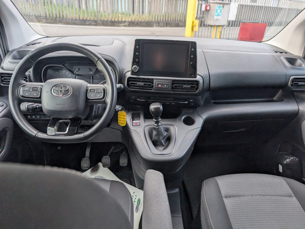 TOYOTA Proace City Verso 1.5D 100 CV S&S Short D Lounge - 25
