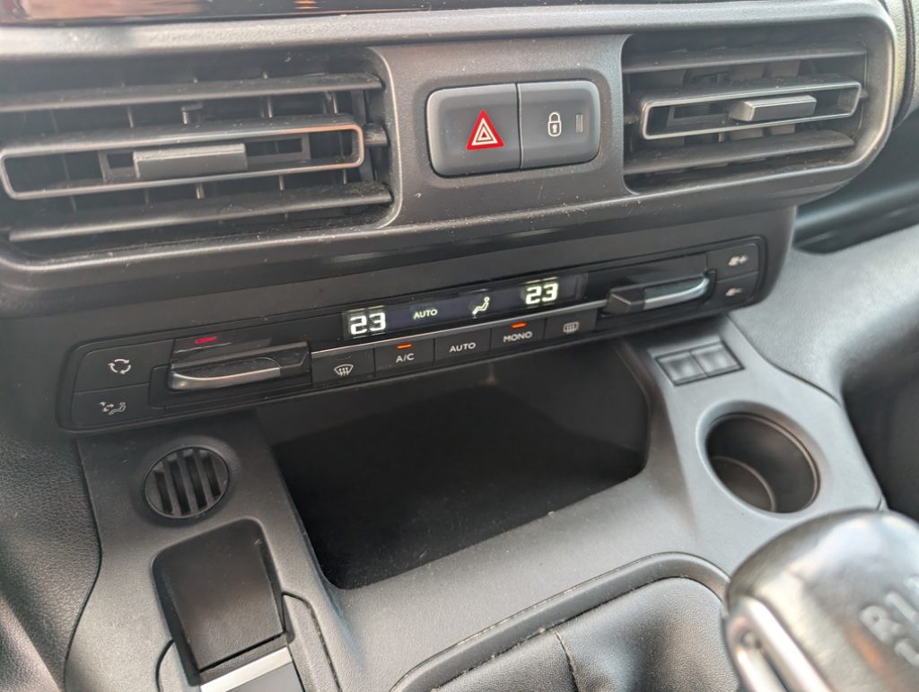 TOYOTA Proace City Verso 1.5D 100 CV S&S Short D Lounge - 30