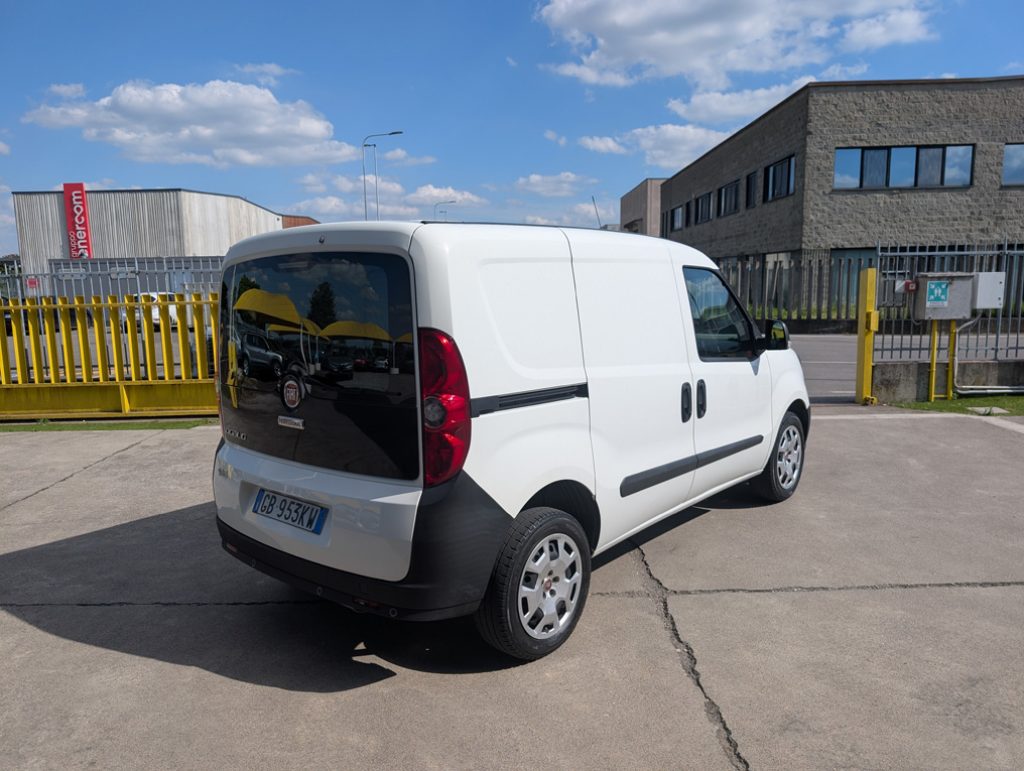 FIAT Doblo 1.4 T-Jet 120CV Natural Power  Cargo BZ/METANO - 5