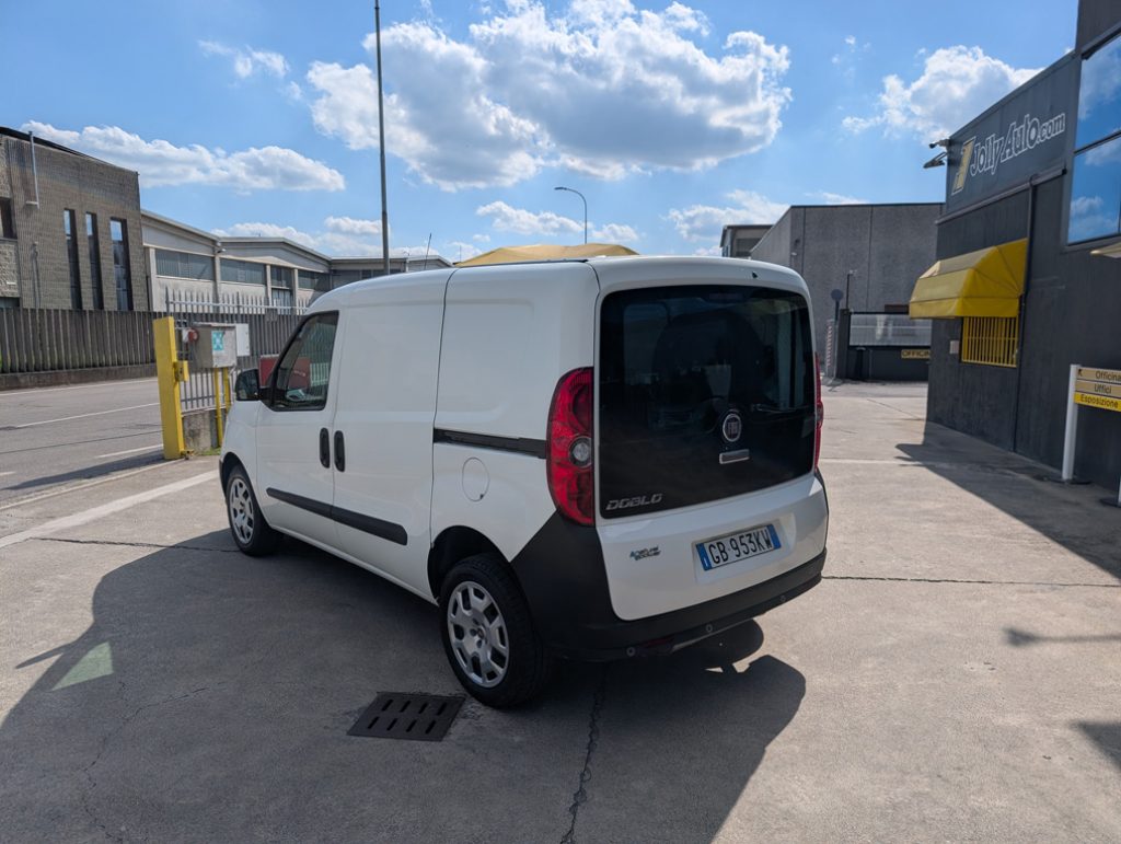 FIAT Doblo 1.4 T-Jet 120CV Natural Power  Cargo BZ/METANO - 17