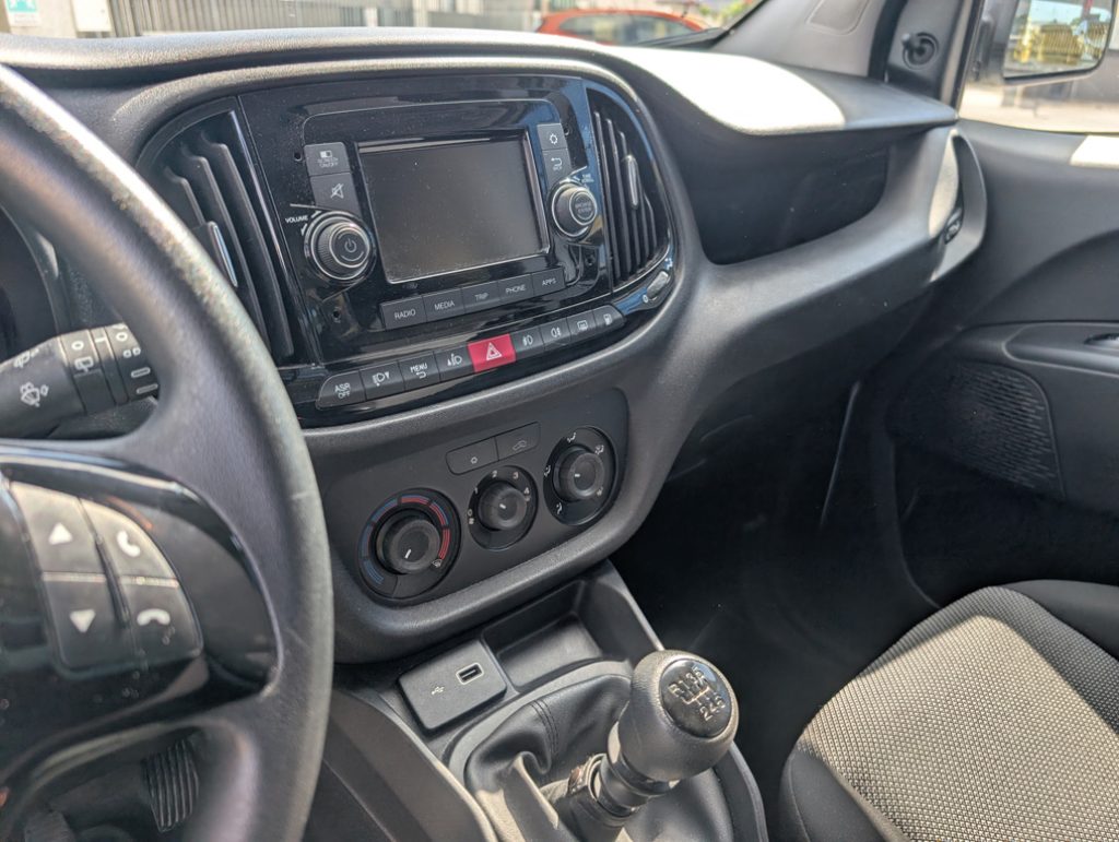 FIAT Doblo 1.4 T-Jet 120CV Natural Power  Cargo BZ/METANO - 27