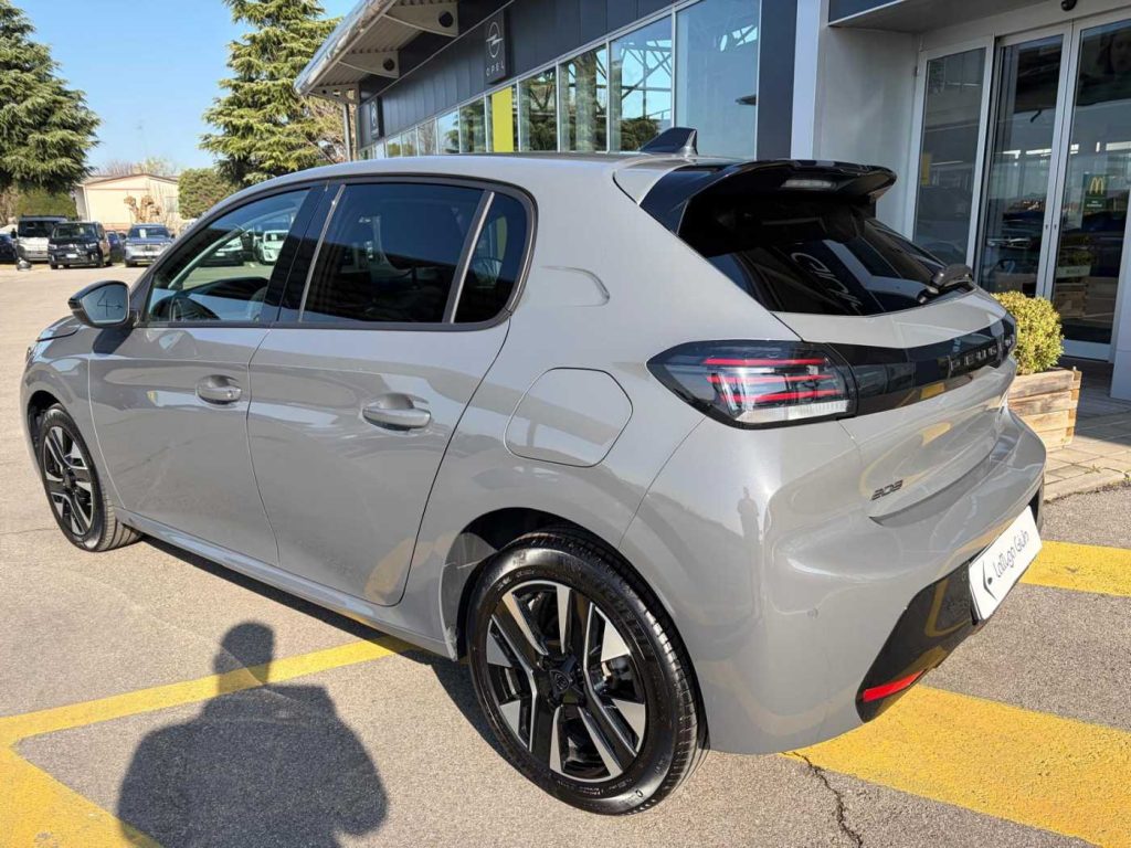 PEUGEOT 208 1.2 hybrid Allure 110cv e-dcs 6 - 8