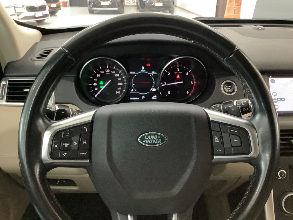 LAND ROVER Discovery Sport 2.0 TD4 180 CV aut HSE - 18