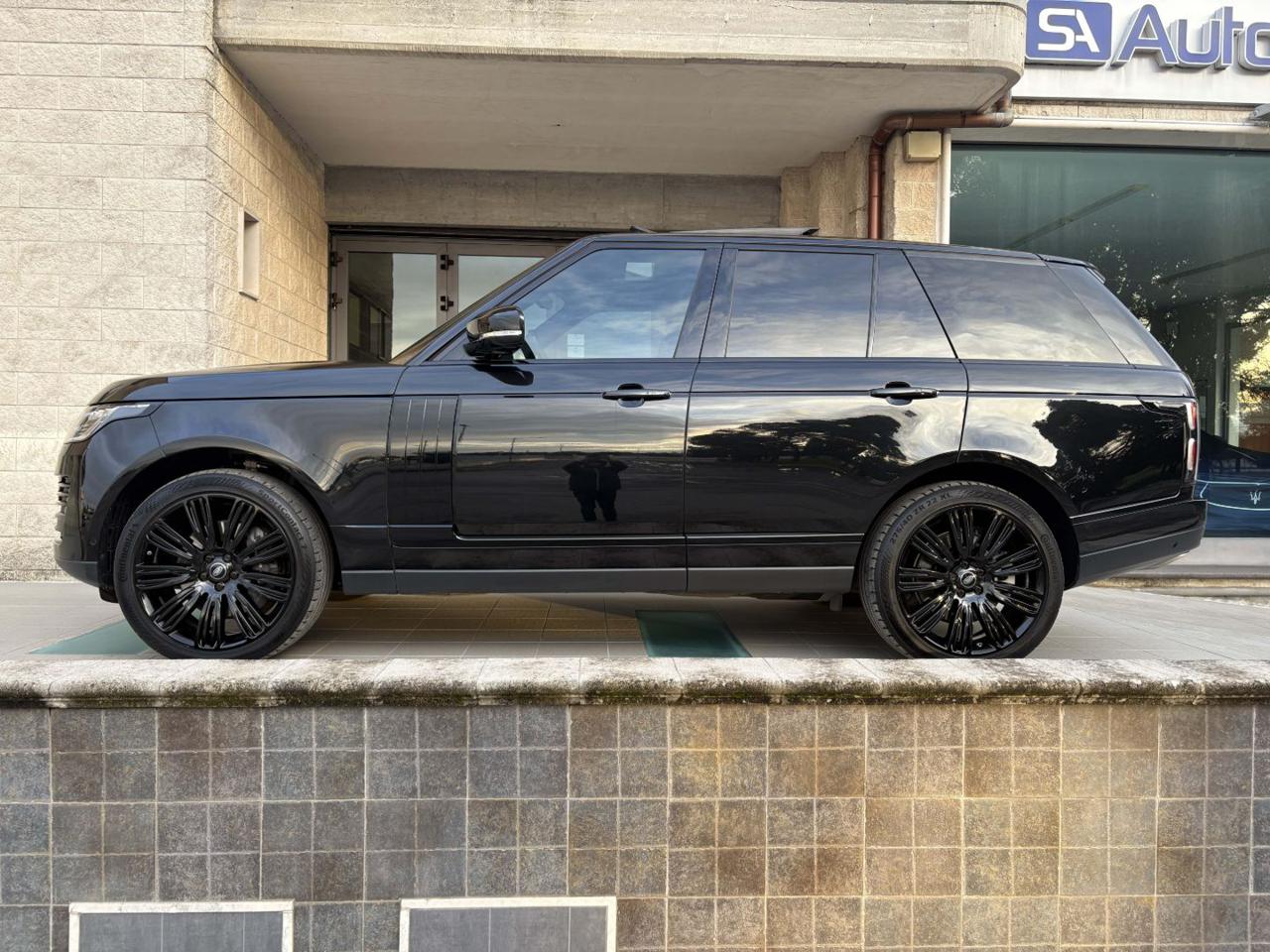 LAND ROVER Range Rover 3.0 SDV6 Autobiography - 8