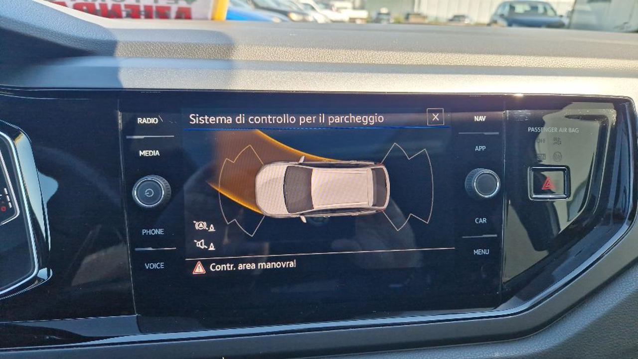VOLKSWAGEN Taigo 1.0 TSI 110 CV R-Line GPL (2 anni di garanzia) - 10
