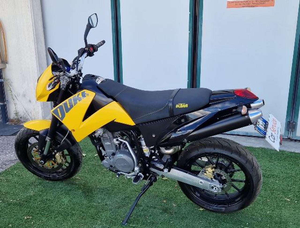 KTM 640 Duke 2 - 3