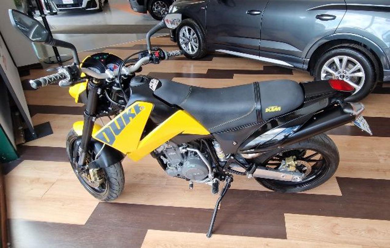 KTM 640 Duke 2 - 16