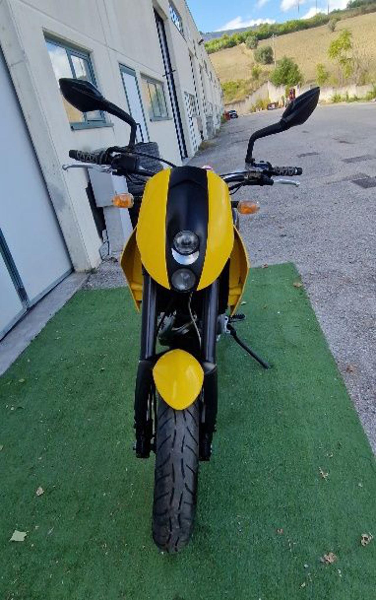 KTM 640 Duke 2 - 12