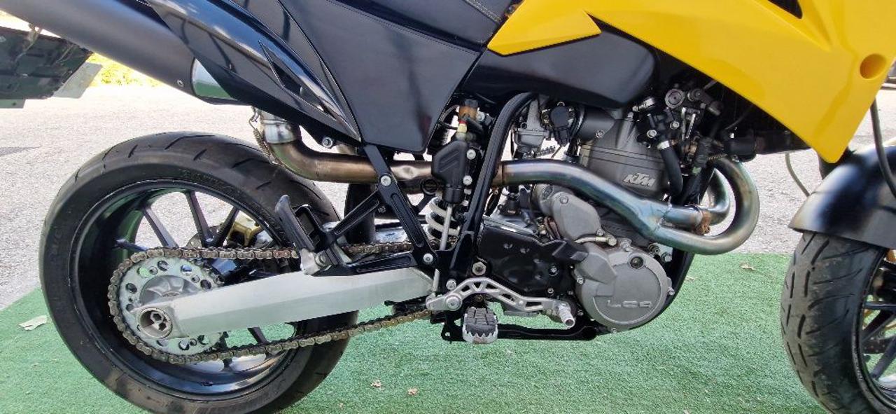 KTM 640 Duke 2 - 11