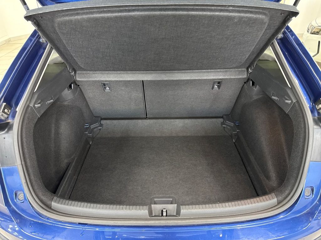 VOLKSWAGEN Taigo 1.0 TSI 110 CV Life - 12