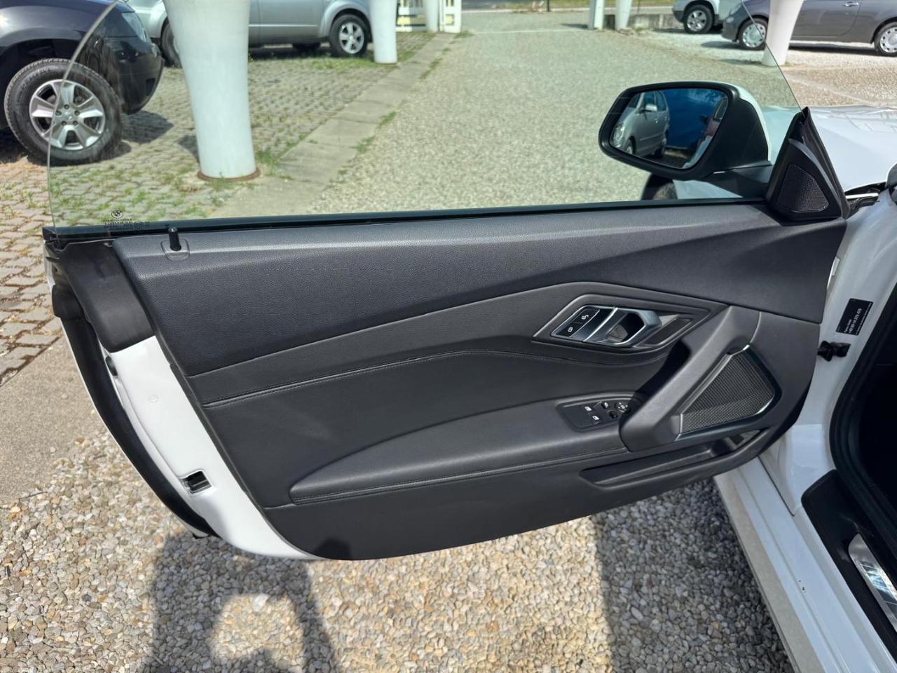 BMW Z4 sDrive20i Msport - 13