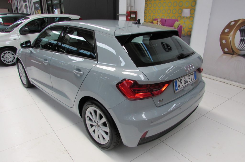 AUDI A1 SPB 25 TFSI Admired - 3