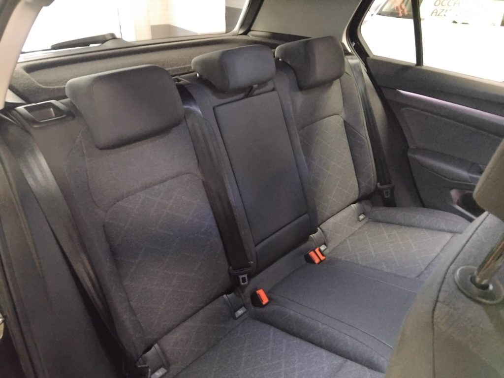 VOLKSWAGEN Golf 1.0 eTSI EVO Life DSG 17 MHEV - 11