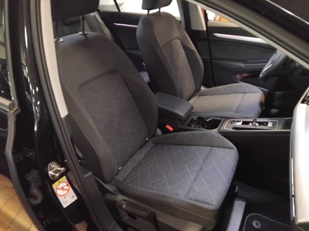VOLKSWAGEN Golf 1.0 eTSI EVO Life DSG 17 MHEV - 13