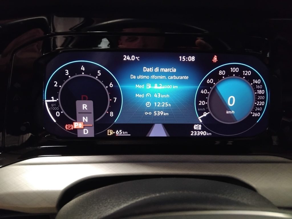 VOLKSWAGEN Golf 1.0 eTSI EVO Life DSG 17 MHEV - 22