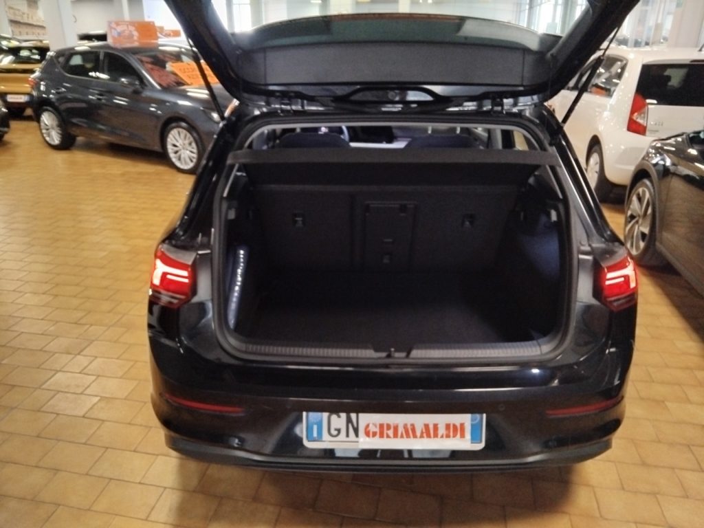 VOLKSWAGEN Golf 1.0 eTSI EVO Life DSG 17 MHEV C/GRIMALDI SP.DAY - 9