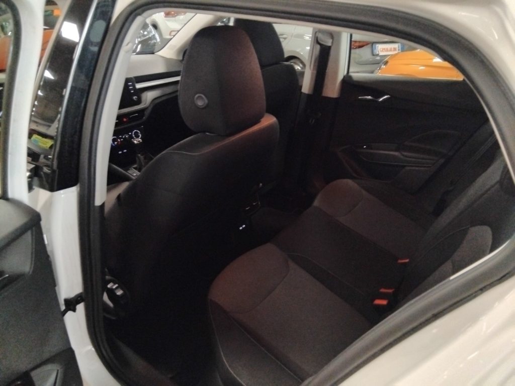 SKODA Fabia 1.0 MPI 80 CV Ambition - 6