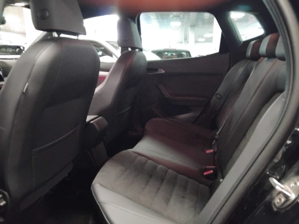 SEAT Arona 1.0 EcoTSI 1FR  C/GRIMALDI SPECIAL DAY - 7