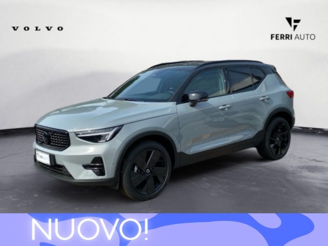 VOLVO XC40 B3 automatico Ultra Black Edition 