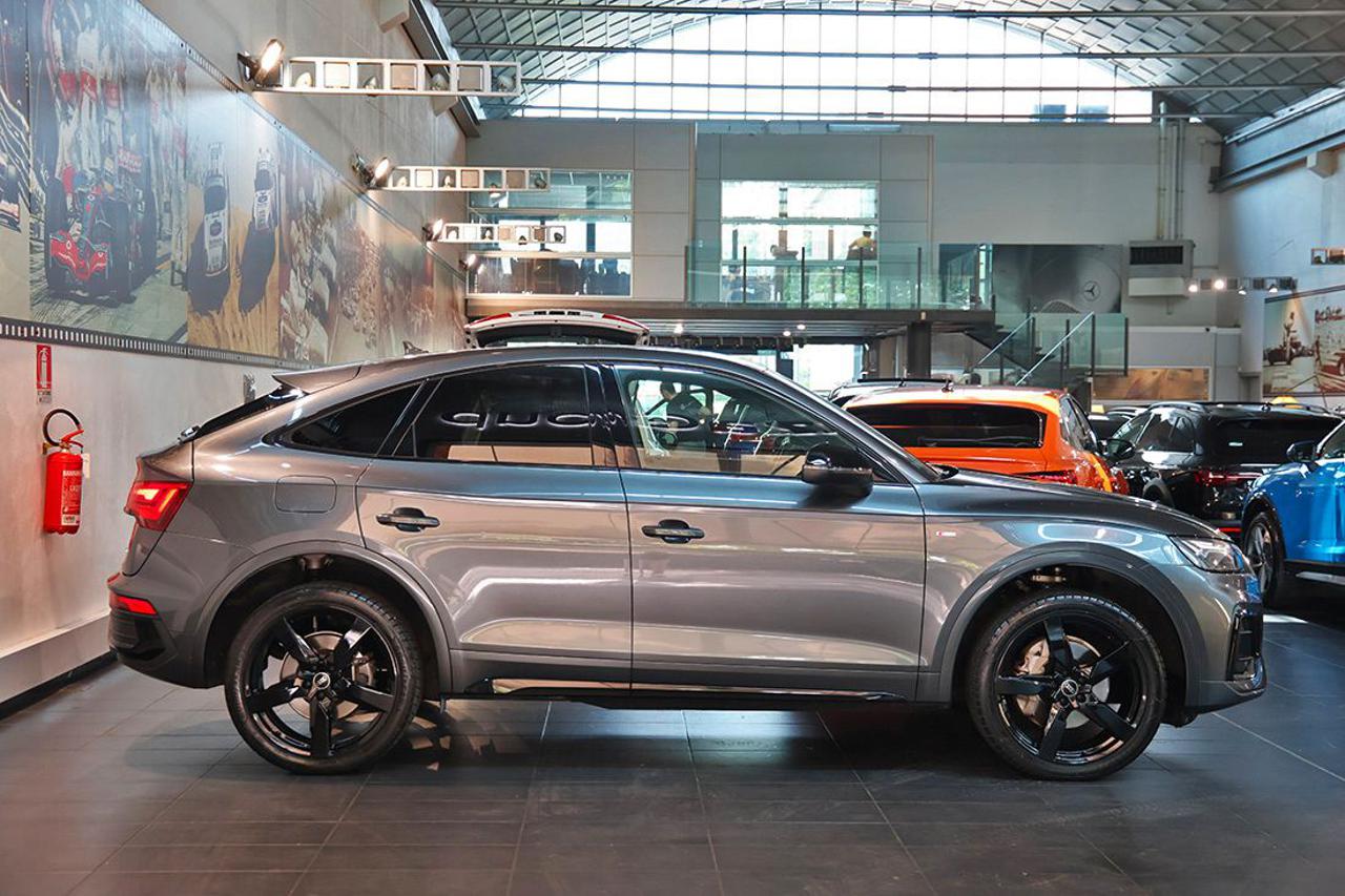 AUDI Q5 40 TDI Sportback Quattro S-Tronic S-Line Plus - 2