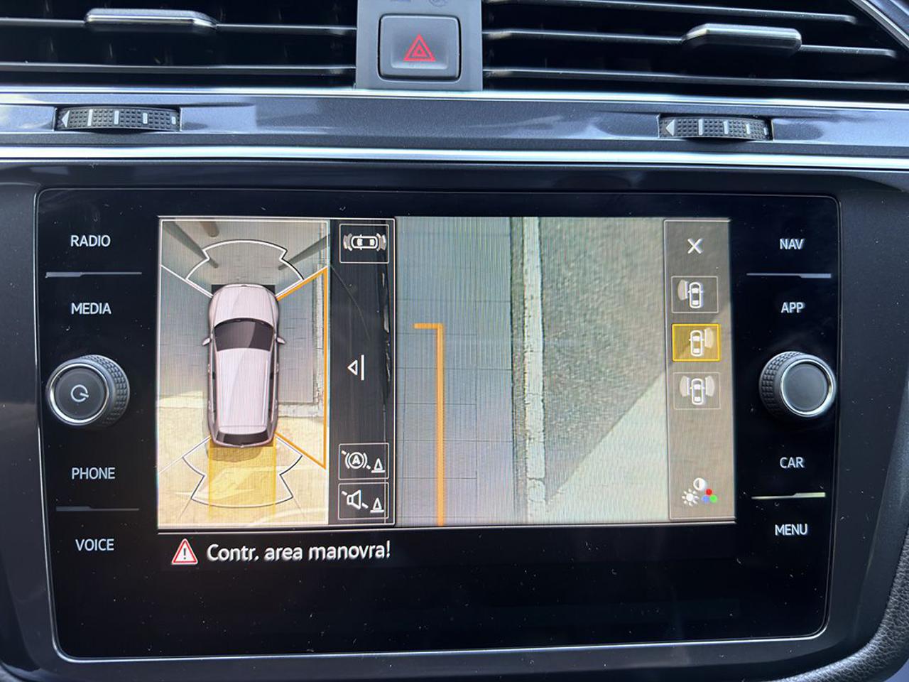 VOLKSWAGEN Tiguan Allspace 2.0 TDI SCR DSG R-Line - 28