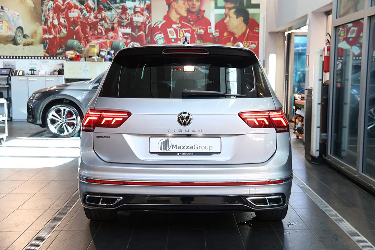 VOLKSWAGEN Tiguan Allspace 2.0 TDI SCR DSG R-Line - 4