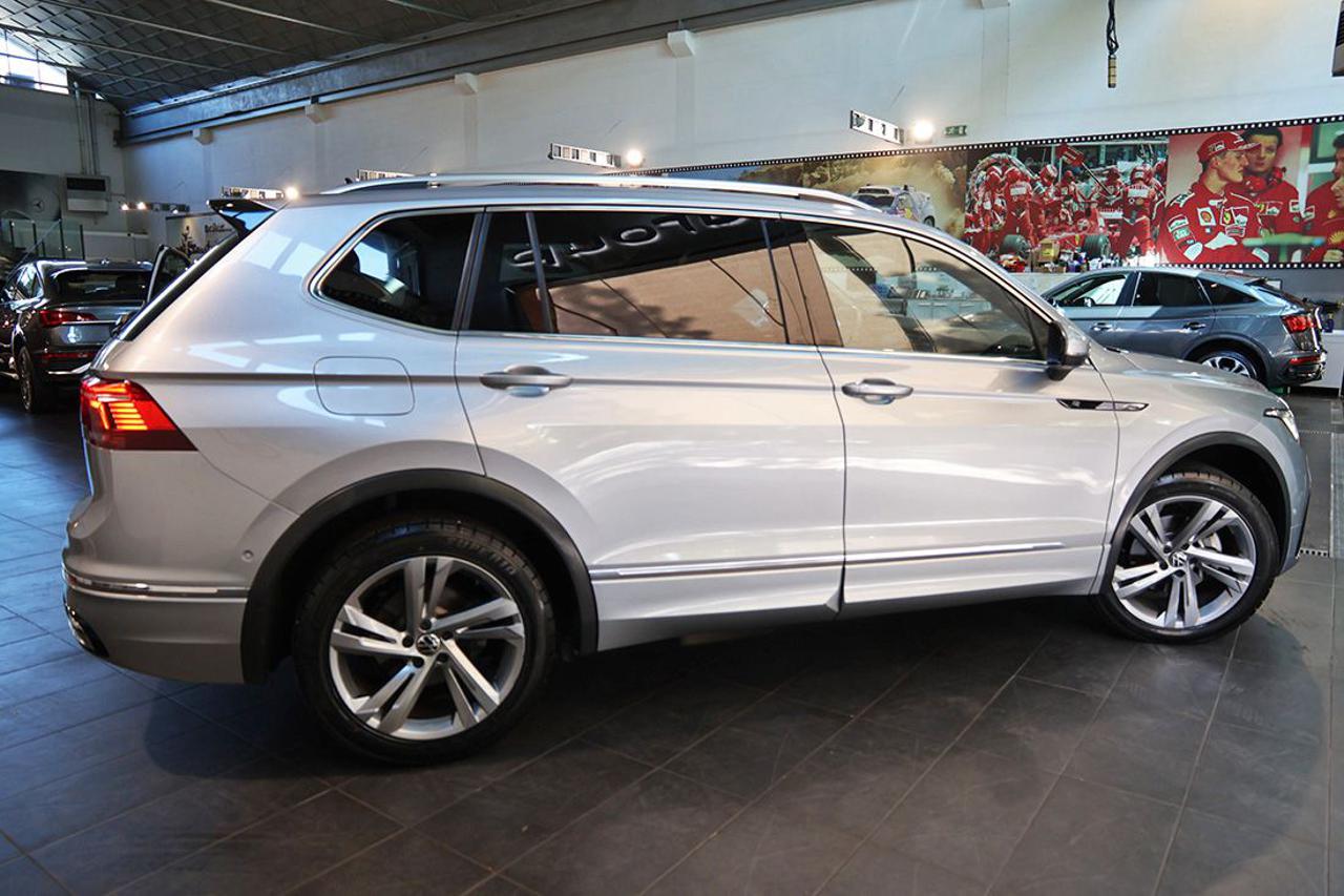VOLKSWAGEN Tiguan Allspace 2.0 TDI SCR DSG R-Line - 9