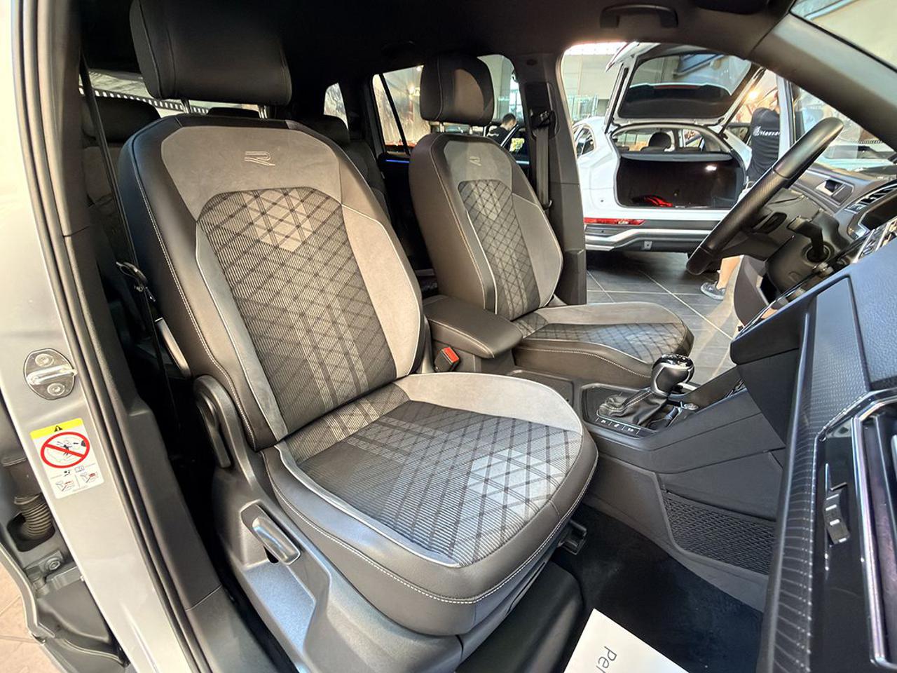 VOLKSWAGEN Tiguan Allspace 2.0 TDI SCR DSG R-Line - 18