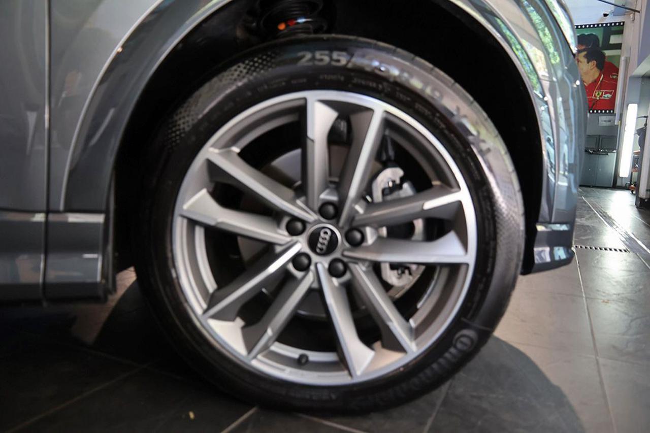AUDI Q3 40 TFSI Quattro S-Tronic S-Line - 6