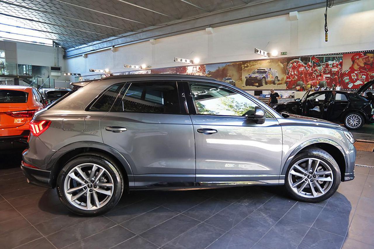 AUDI Q3 40 TFSI Quattro S-Tronic S-Line - 10