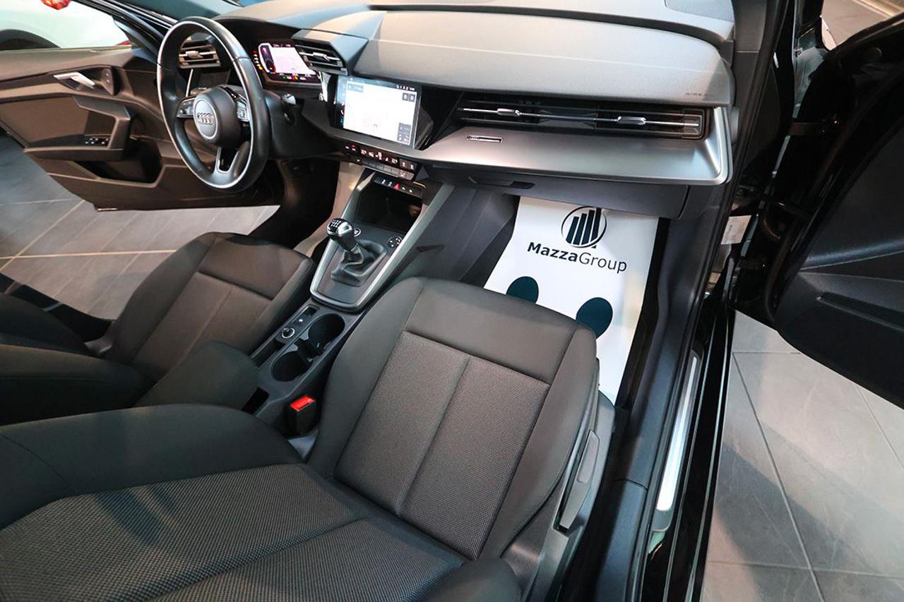 AUDI A3 30 TFSI Sportback Business Advanced - 15
