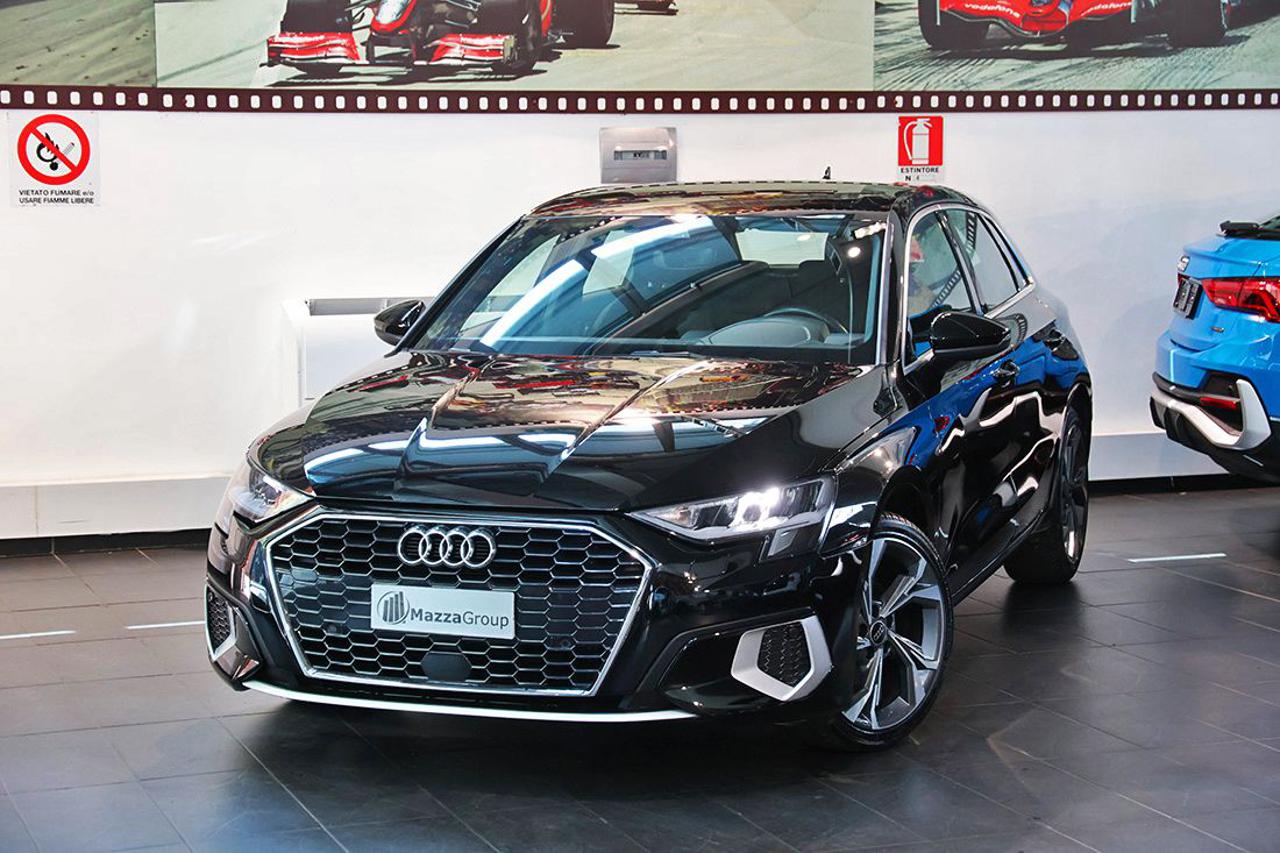 AUDI A3 30 TFSI Sportback Business Advanced - 5