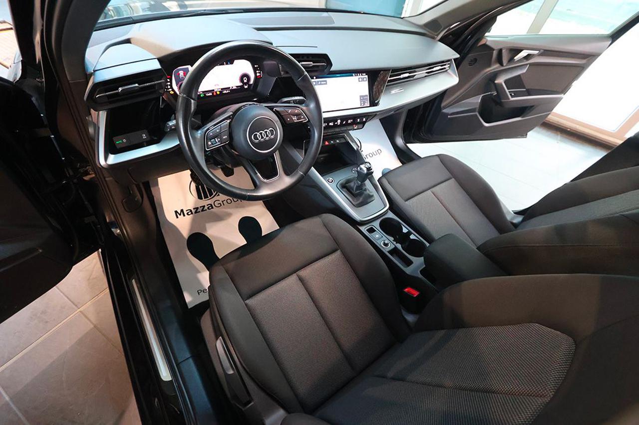 AUDI A3 30 TFSI Sportback Business Advanced - 13