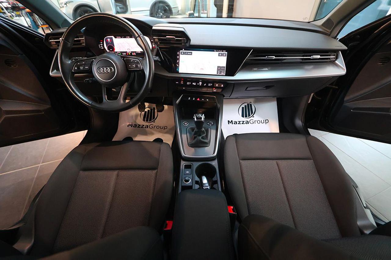 AUDI A3 30 TFSI Sportback Business Advanced - 14