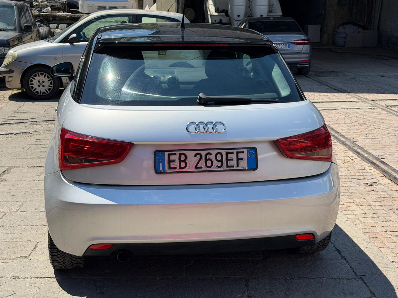 AUDI A1 1.6 TDI 105 CV Ambition - 6