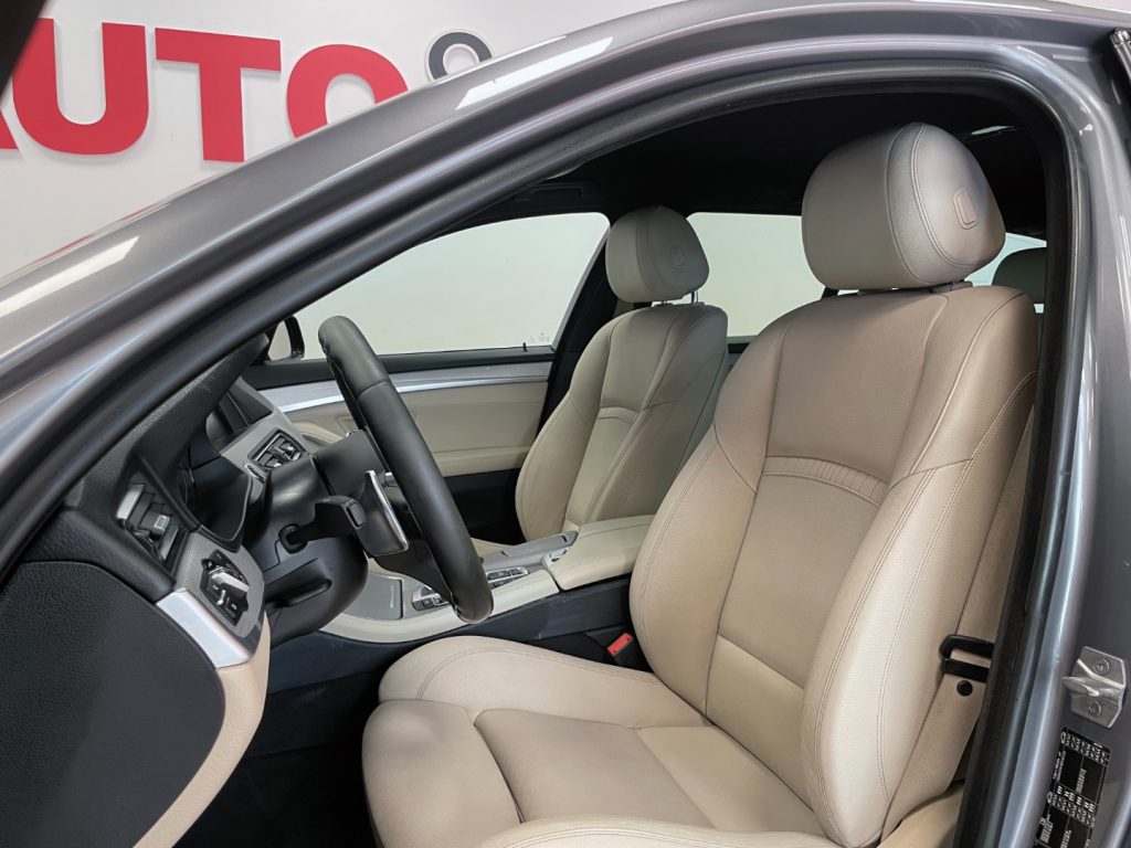 BMW 520 D TOURING XDRIVE MSPORT 190CV AUTO - 16