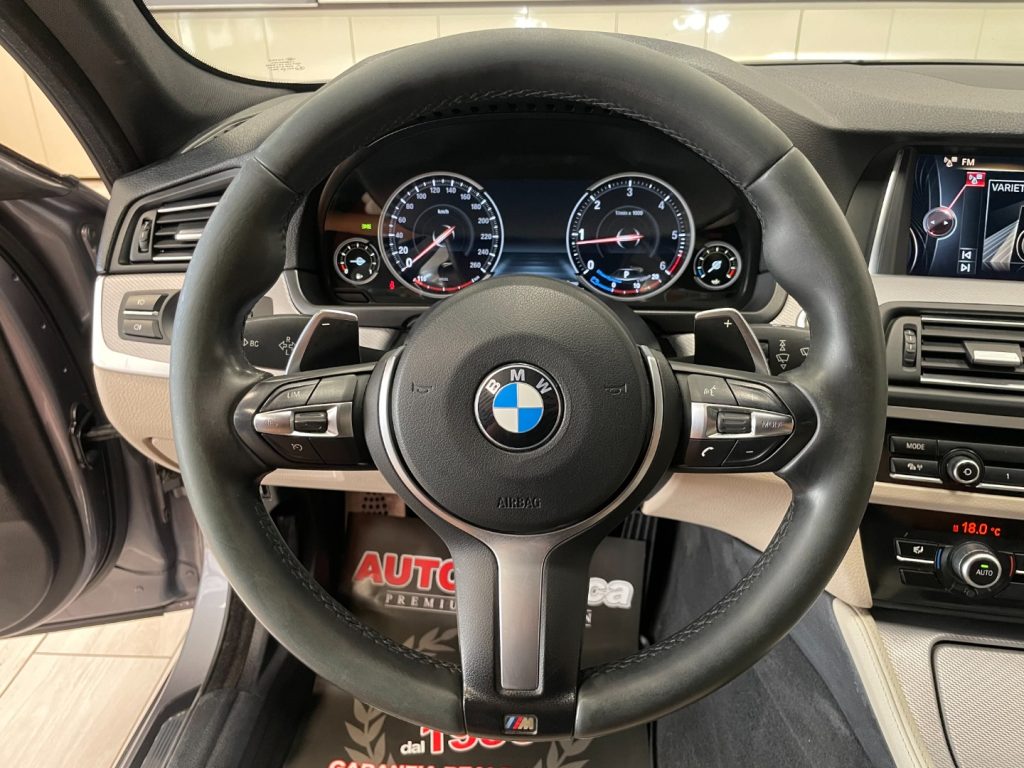 BMW 520 D TOURING XDRIVE MSPORT 190CV AUTO - 17