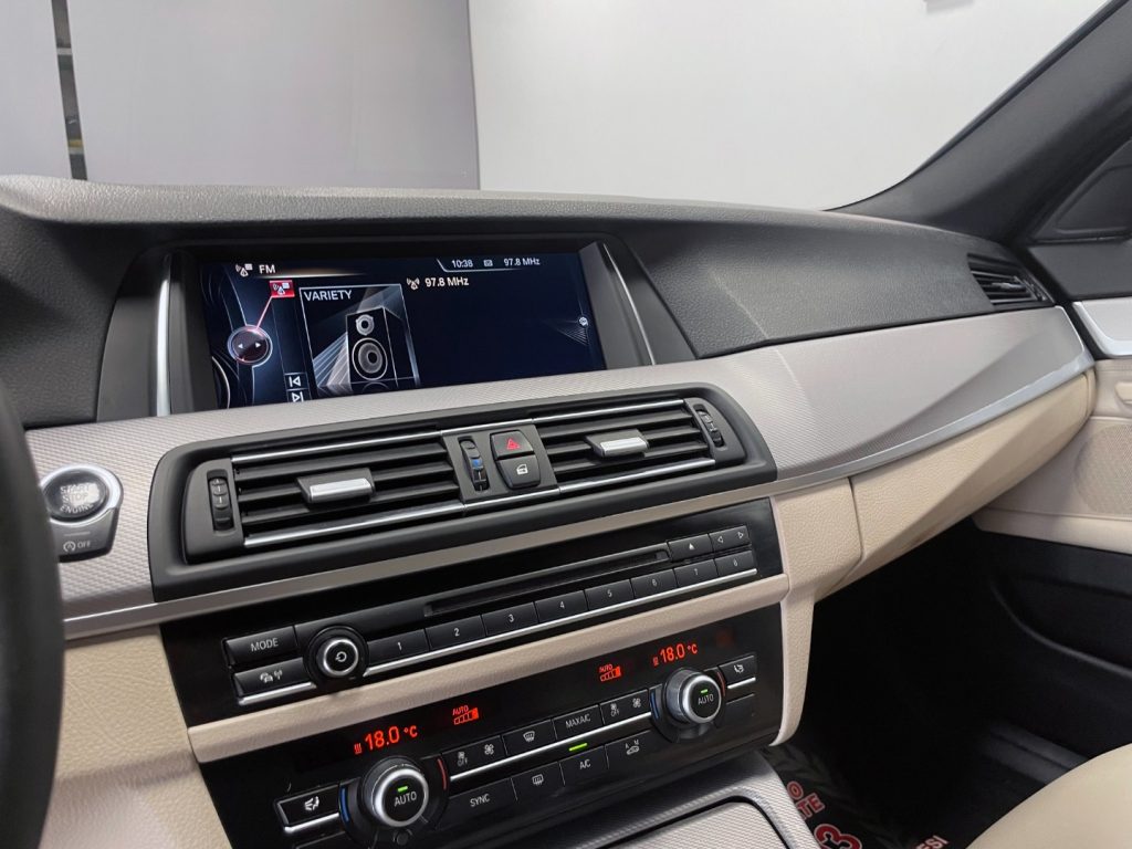 BMW 520 D TOURING XDRIVE MSPORT 190CV AUTO - 19