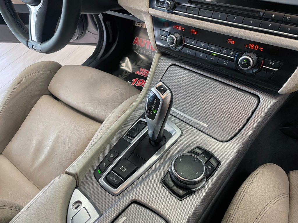 BMW 520 D TOURING XDRIVE MSPORT 190CV AUTO - 32