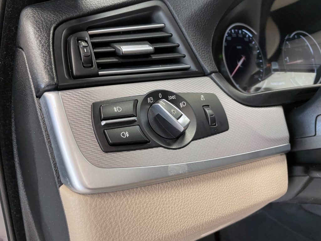 BMW 520 D TOURING XDRIVE MSPORT 190CV AUTO - 51